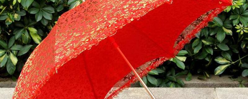 结婚红伞是新郎撑的吗